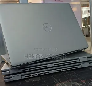 New Laptop Dell Latitude 7450 16GB Intel Core Ultra 7 SSD 512GB