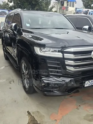 Toyota Land Cruiser 2022 Black