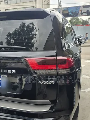 Toyota Land Cruiser 2022 Black