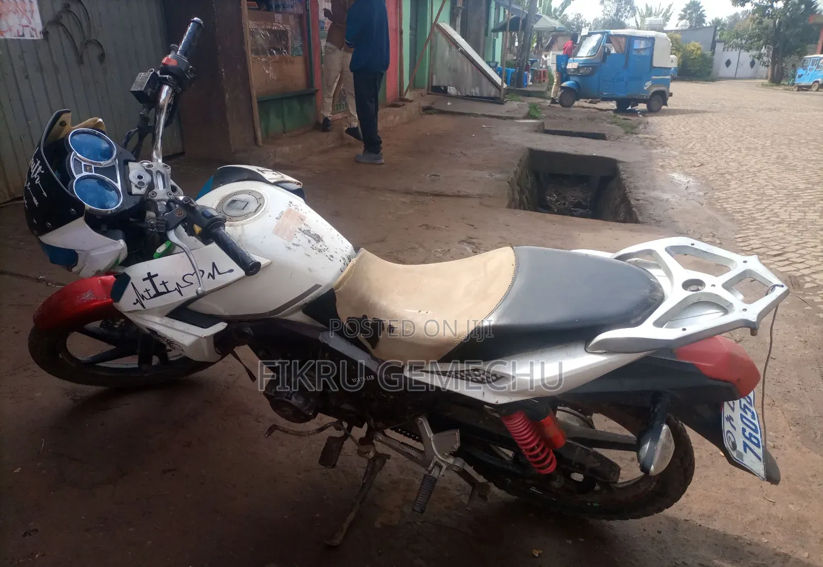 Motorcycle 2022 Silver
