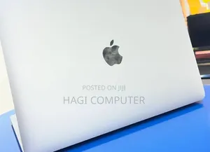 New Laptop Apple MacBook Pro 2020 M1 8GB Apple M1 Pro SSD 256GB