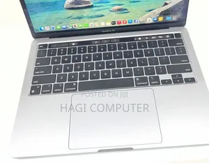 New Laptop Apple MacBook Pro 2020 M1 8GB Apple M1 Pro SSD 256GB