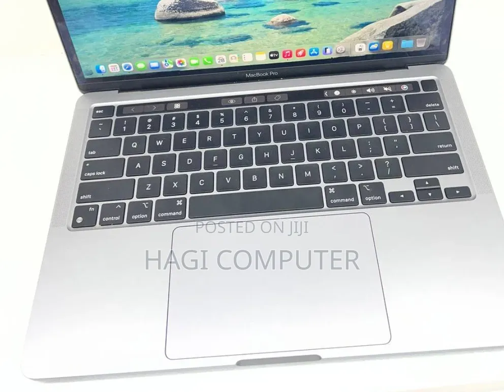 New Laptop Apple MacBook Pro 2020 M1 8GB Apple M1 Pro SSD 256GB