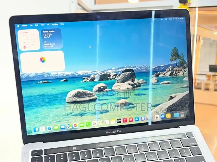 New Laptop Apple MacBook Pro 2020 M1 8GB Apple M1 Pro SSD 256GB