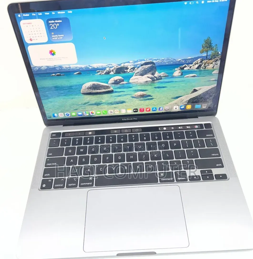New Laptop Apple MacBook Pro 2020 M1 8GB Apple M1 Pro SSD 256GB