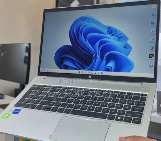 New Laptop HP ProBook 450 G8 16GB Intel Core i7 SSD 512GB