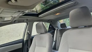 Toyota Corolla LE 4dr Sedan (1.8L 4cyl CVT) 2016 Silver
