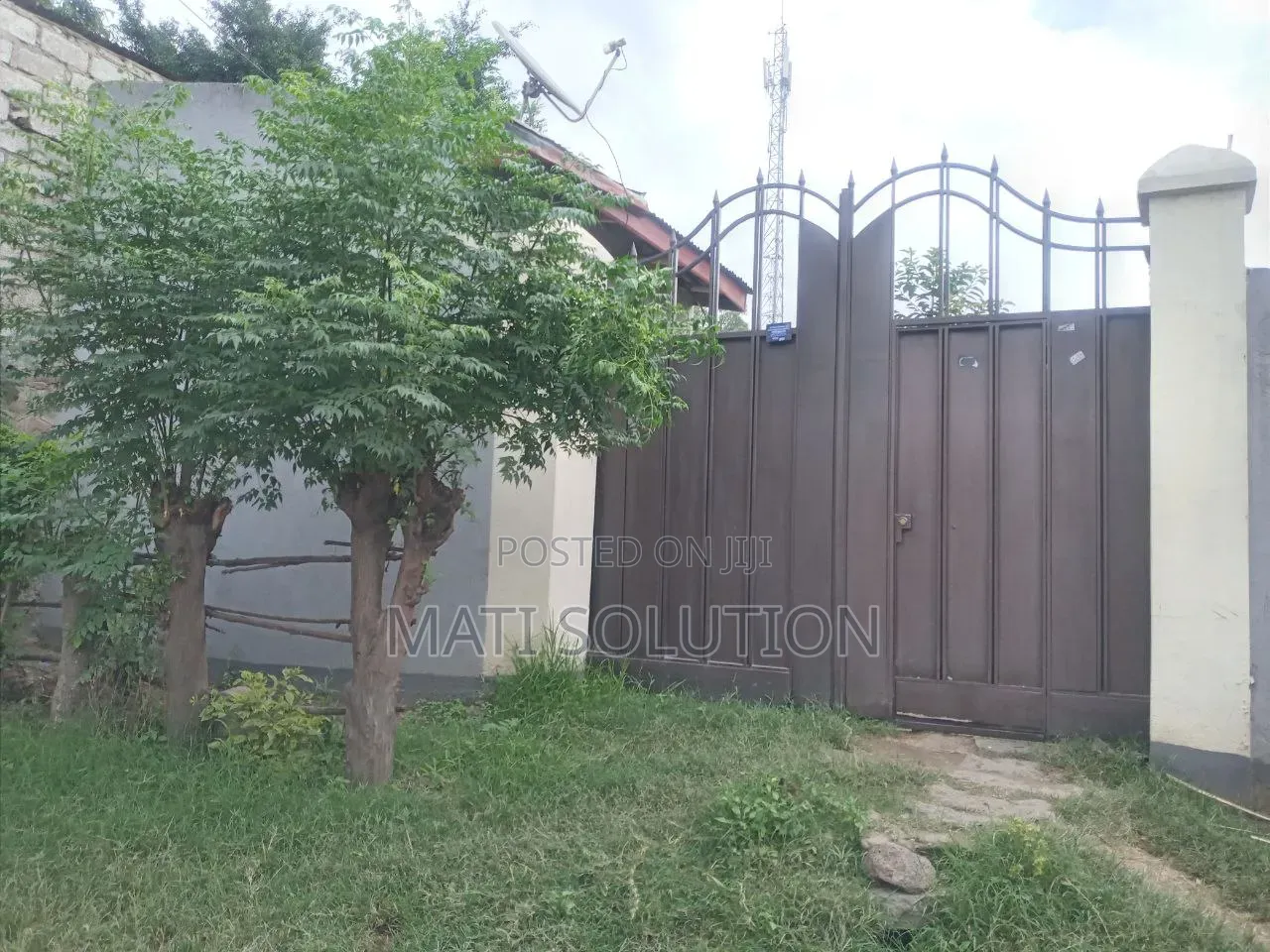 Furnished 8bdrm House in Adama for sale