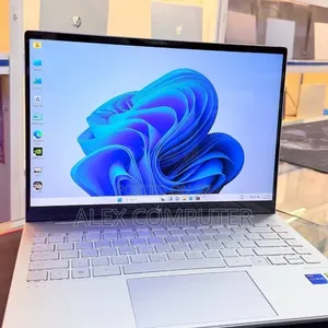 New Laptop HP Envy 13 16GB Intel Core i5 SSD 512GB