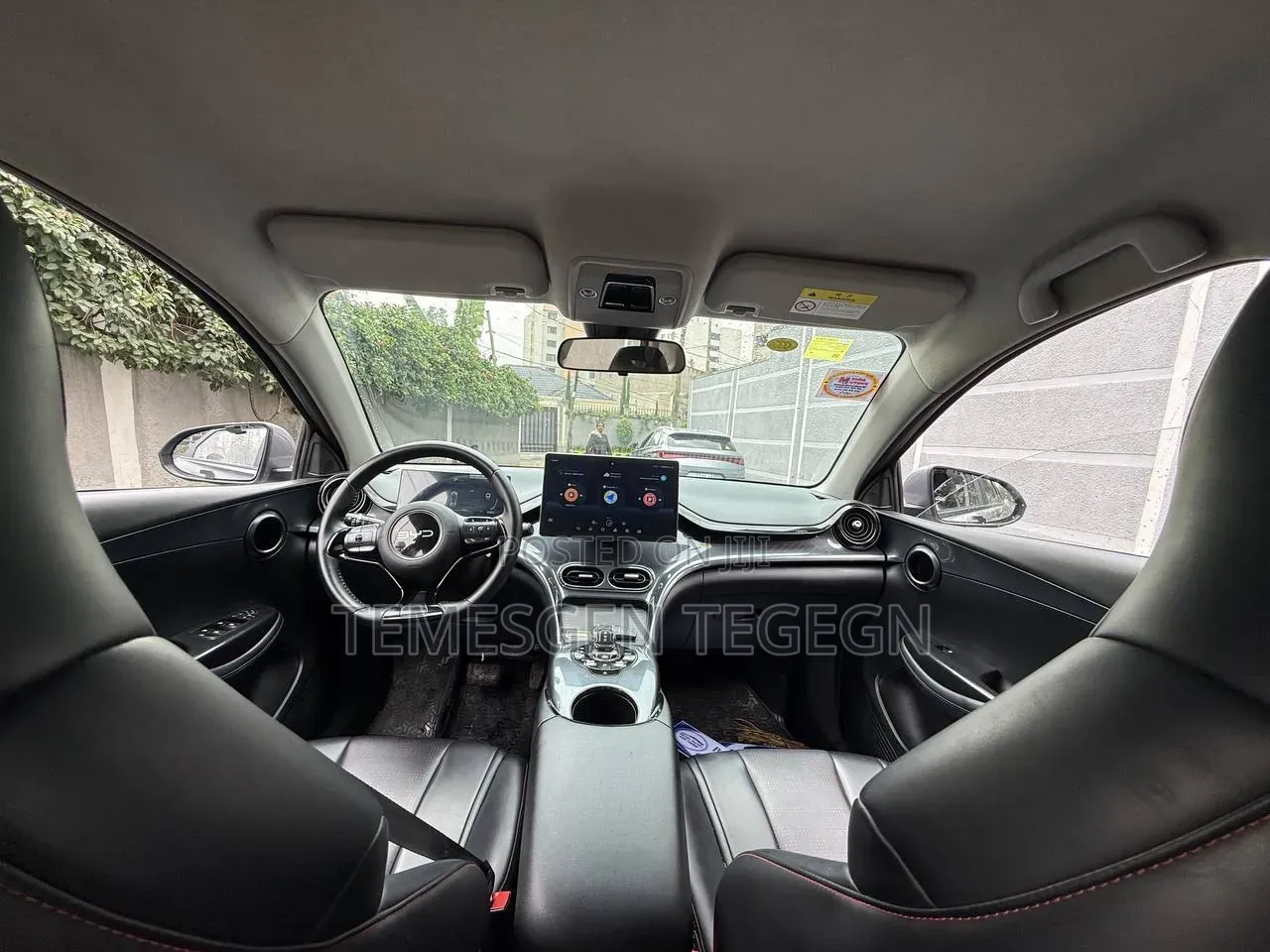 BYD E2 43 kWh 94 hp FWD 2024 Silver