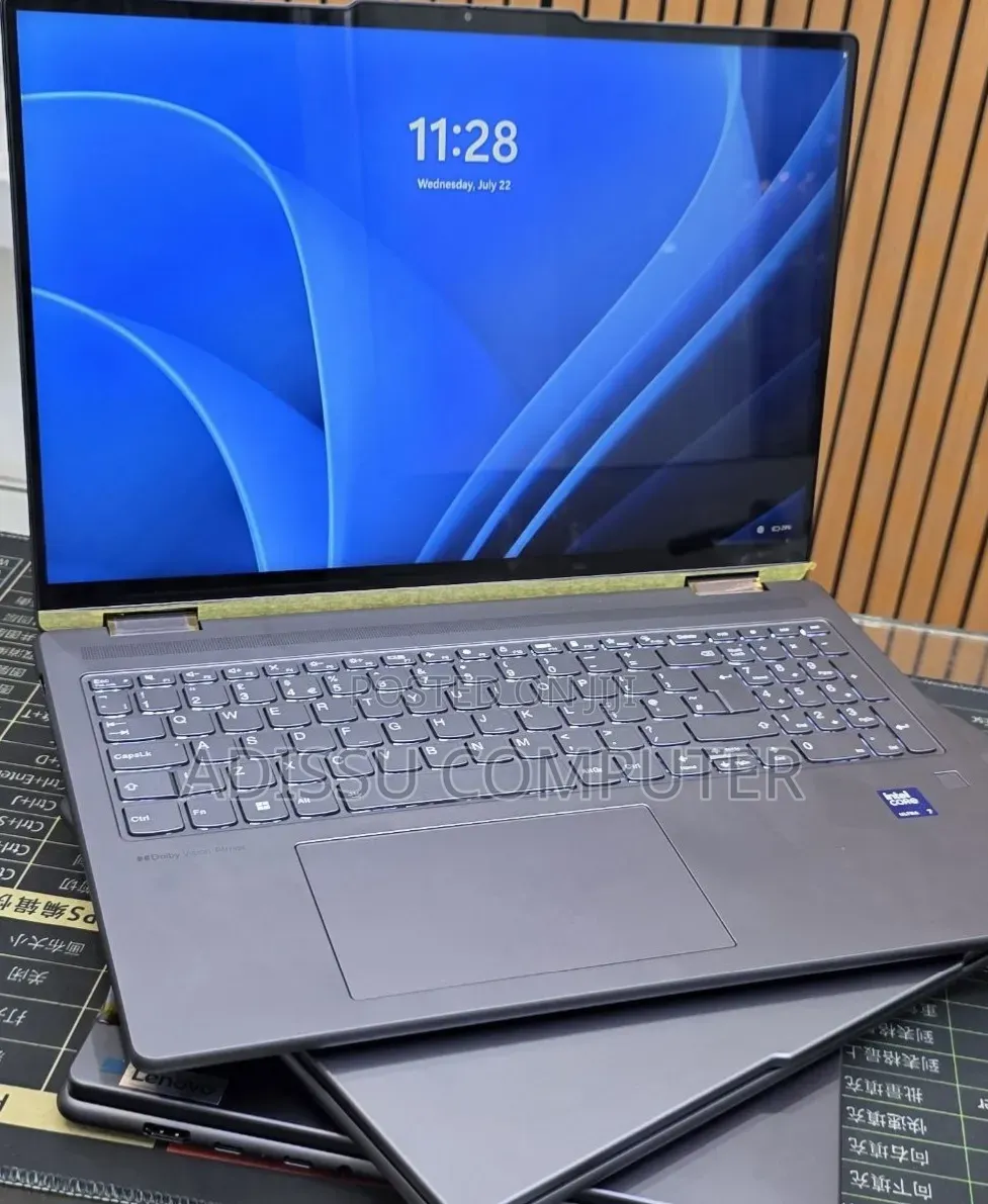 New Laptop Lenovo Yoga 2 16GB Intel Core Ultra 7 SSD 512GB