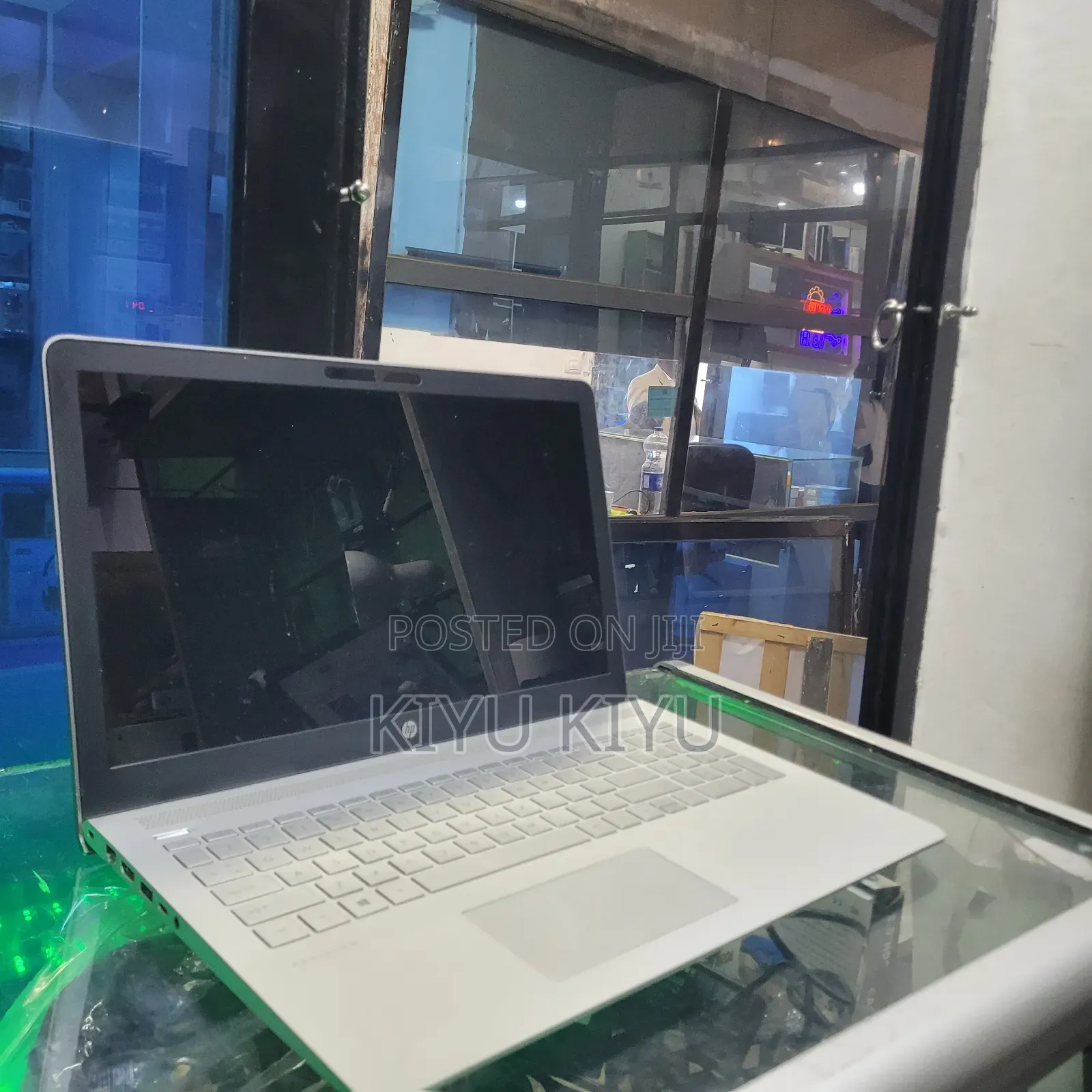 New Laptop HP Pavilion 15 8GB Intel Core i7 HDD+SSD 128GB