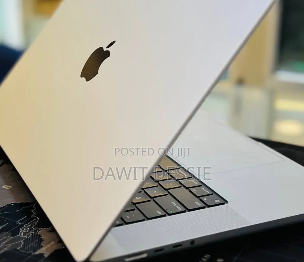 New Laptop Apple MacBook Pro 2021 M1 Max 32GB Apple M1 Max SSD 1T