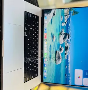 New Laptop Apple MacBook Pro 2021 M1 Max 32GB Apple M1 Max SSD 1T