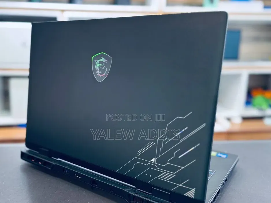 New Laptop MSI Crosshair 17 16GB Intel Core i7 HDD+SSD 1T