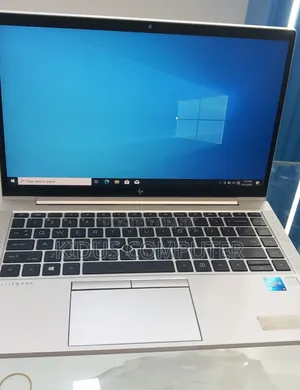 New Laptop HP EliteBook 840 G8 16GB Intel Core i5 SSD 512GB