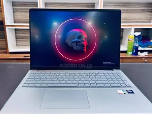 New Laptop Dell Inspiron 15 16GB Intel Core Ultra 7 SSD 1T