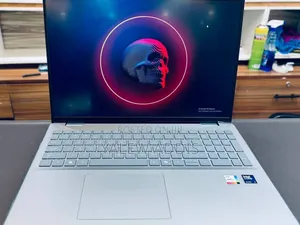 New Laptop Dell Inspiron 15 16GB Intel Core Ultra 7 SSD 1T