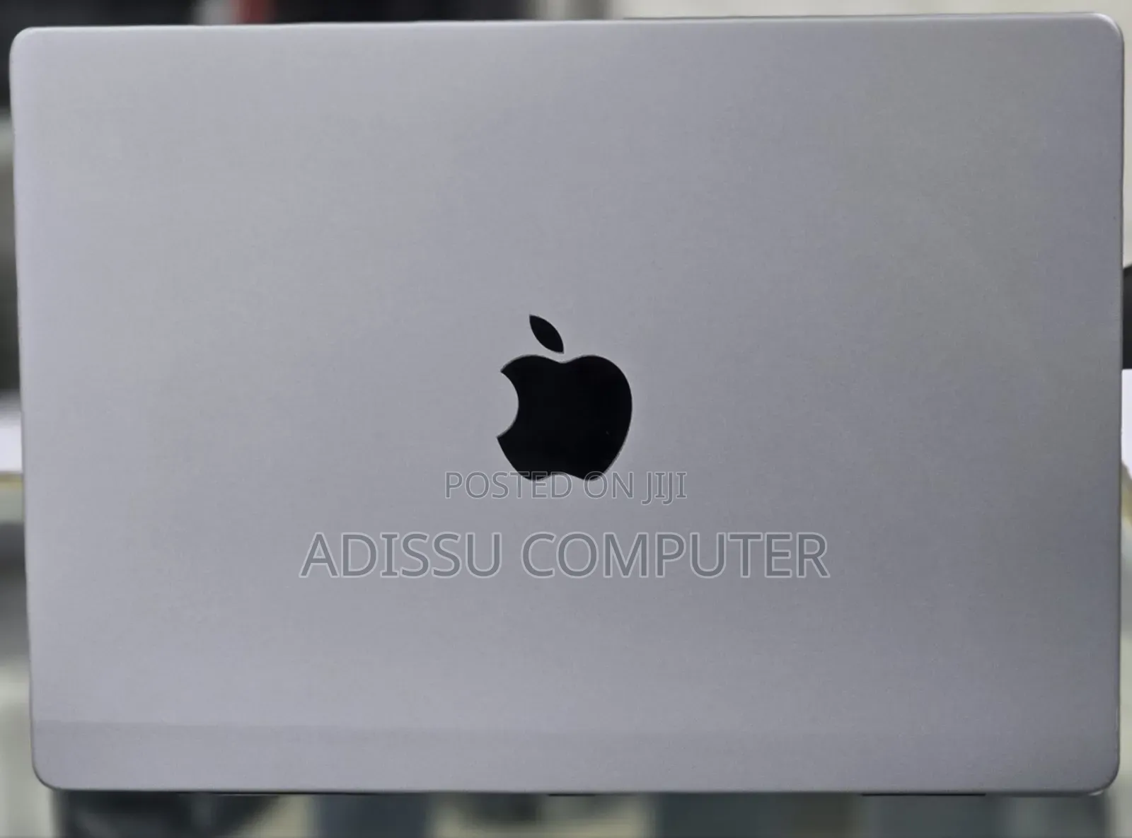 New Laptop Apple MacBook Pro 2021 M1 16GB Apple M1 Pro SSD 512GB