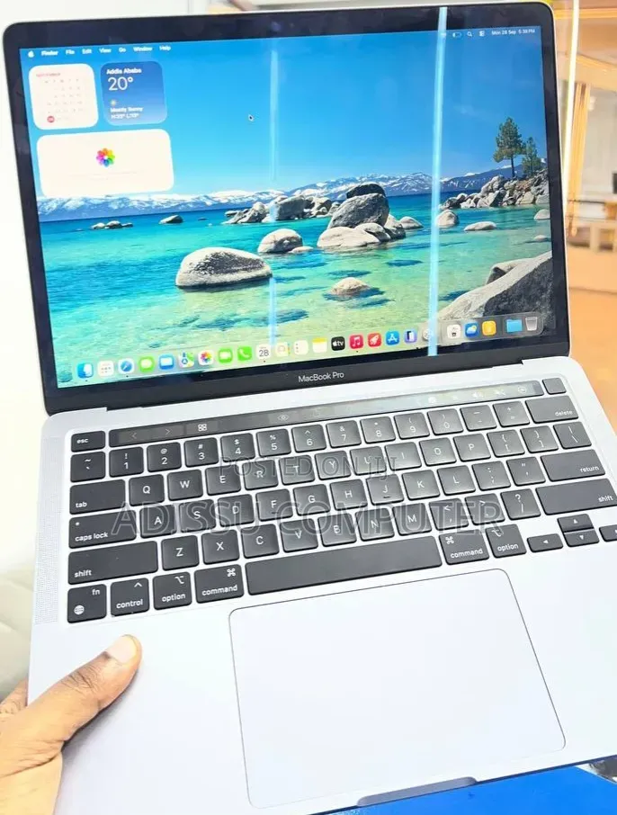 New Laptop Apple MacBook Pro 2020 8GB Apple M1 Pro SSD 256GB