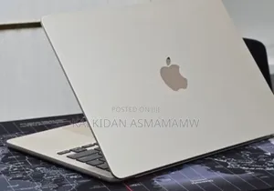 New Laptop Apple MacBook Air 2022 M2 16GB Apple M2 SSD 256GB