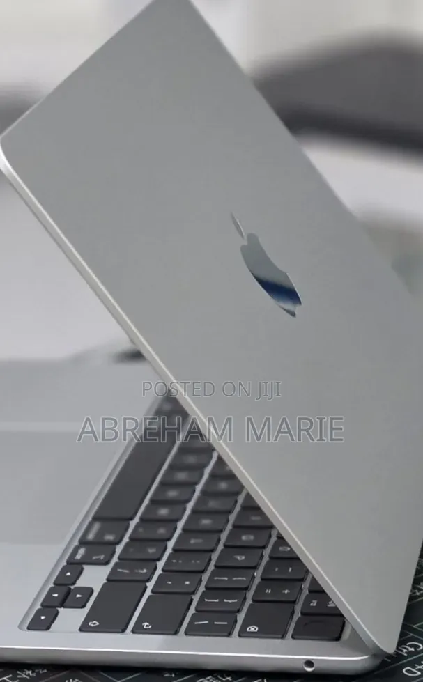 New Laptop Apple MacBook Air 2026 M5 16GB Apple M5 SSD 512GB