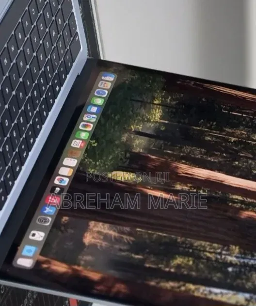 New Laptop Apple MacBook Air 2025 M4 16GB Apple M4 SSD 512GB