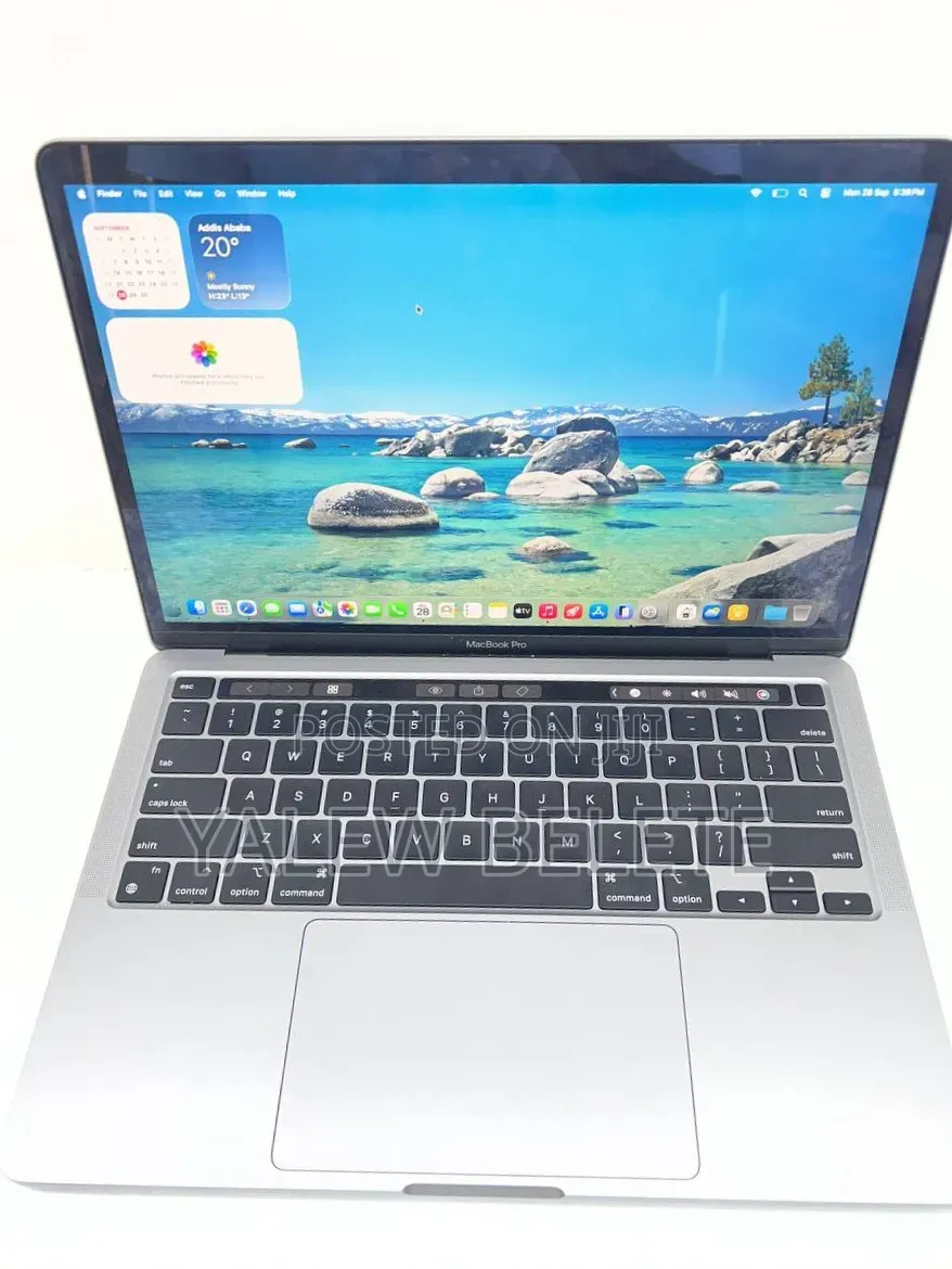 New Laptop Apple MacBook Pro 2020 M1 8GB Apple M1 Pro SSD 256GB