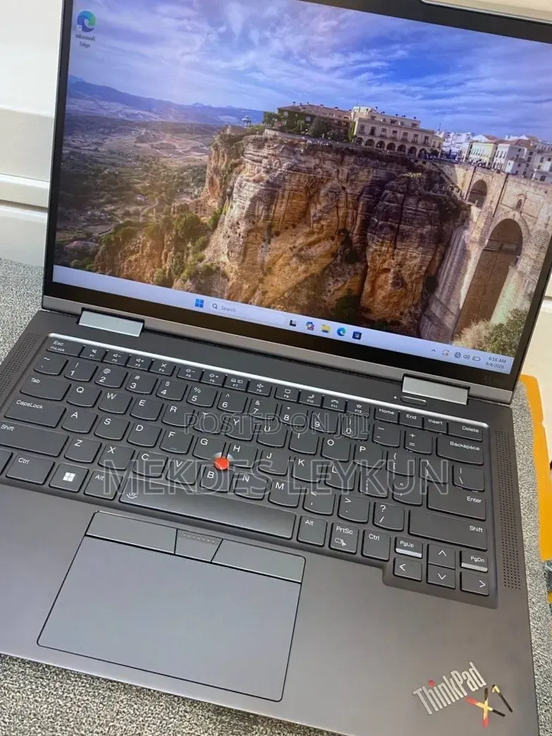 New Laptop Lenovo ThinkPad X1 Yoga 16GB Intel Core i7 SSD 512GB