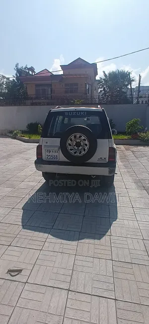 Suzuki Vitara 1995 White