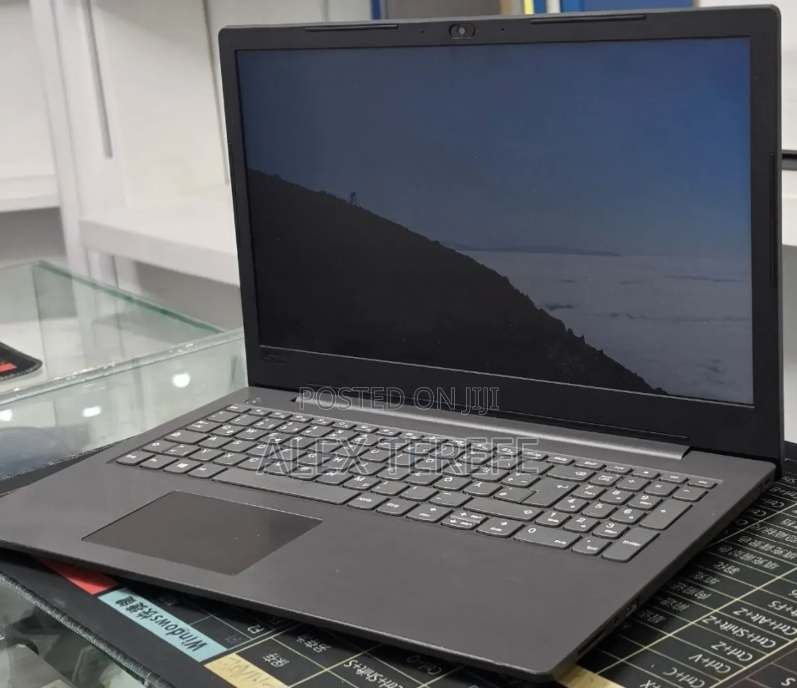 New Laptop Lenovo Ideapad 3 8GB Intel Core i3 HDD 1T