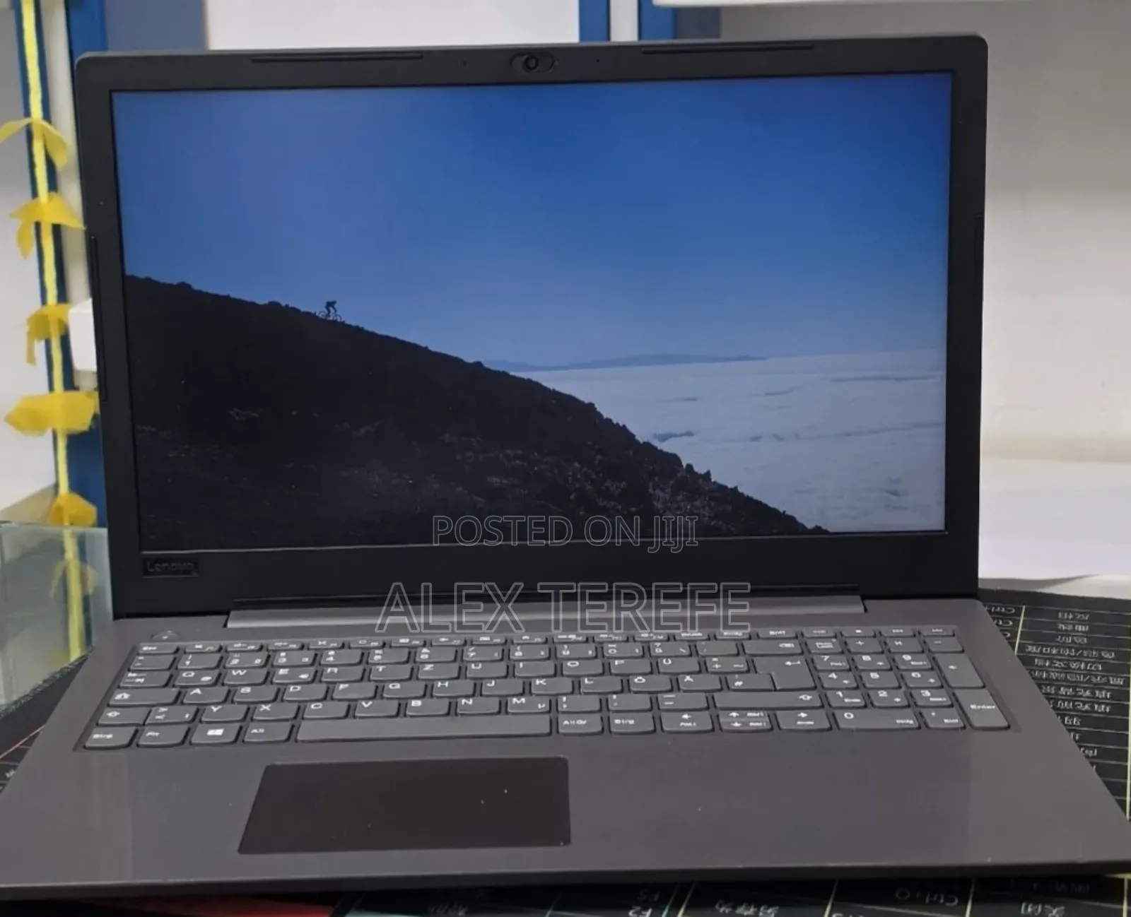 New Laptop Lenovo Ideapad 3 8GB Intel Core i3 HDD 1T