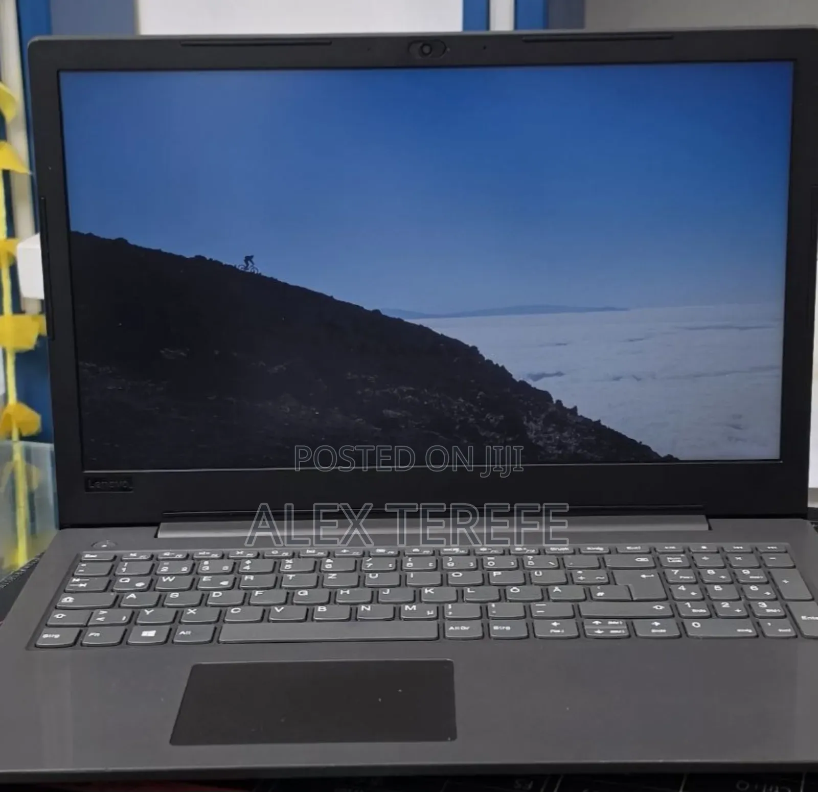 New Laptop Lenovo Ideapad 3 8GB Intel Core i3 HDD 1T