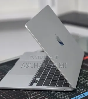 New Laptop Apple MacBook Air 2026 M5 16GB Apple M5 SSD 512GB
