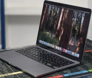 New Laptop Apple MacBook Pro 2020 M1 16GB Apple M1 SSD 256GB