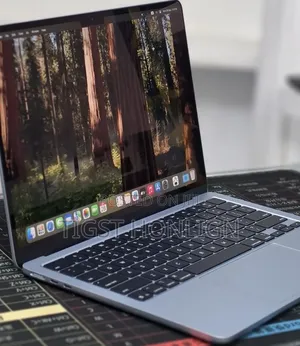 New Laptop Apple MacBook Air 2025 M4 16GB Apple M4 SSD 512GB
