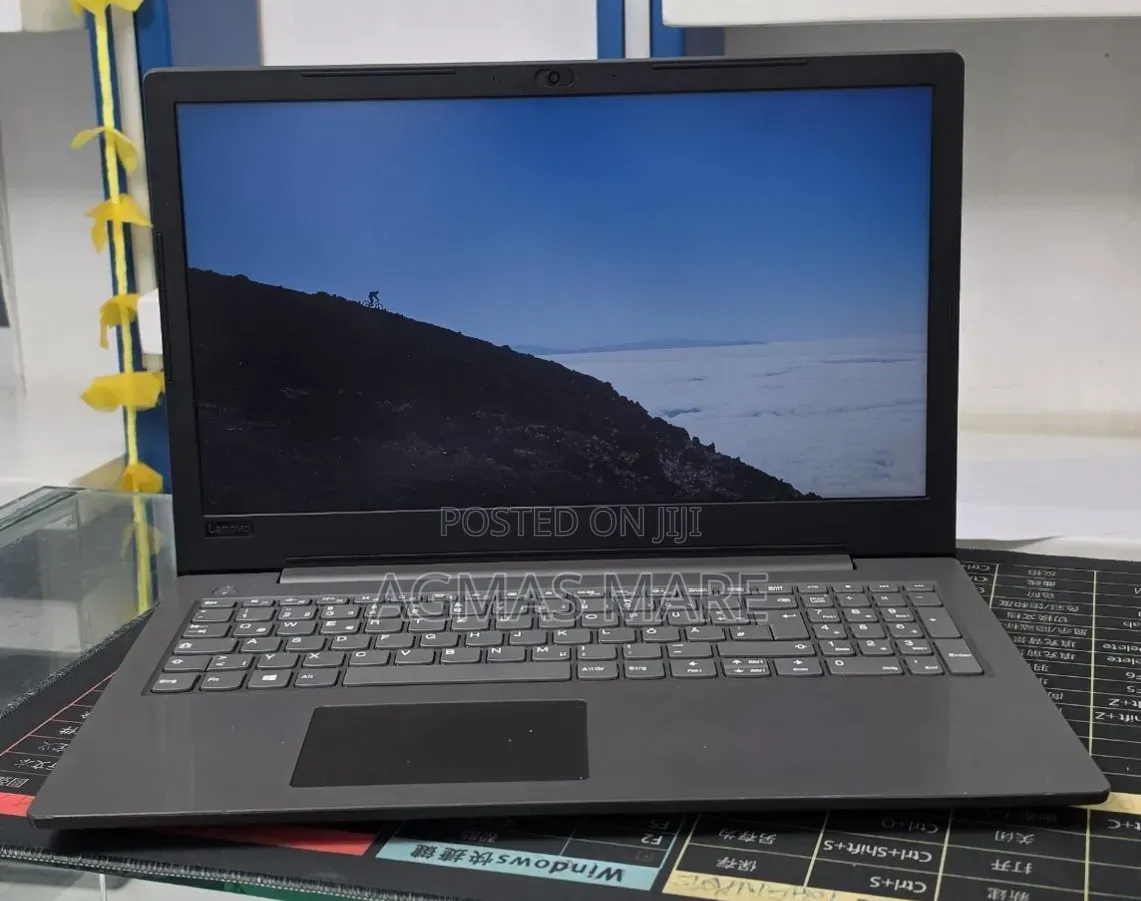 New Laptop Lenovo Ideapad 3 8GB Intel Core i3 HDD 1T