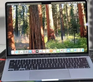 New Laptop Apple MacBook Air 2025 M4 16GB Apple M4 SSD 512GB
