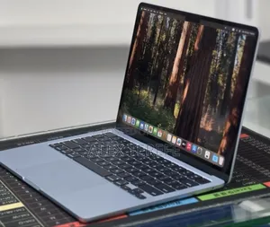 New Laptop Apple MacBook Air 2025 M4 16GB Apple M4 SSD 512GB