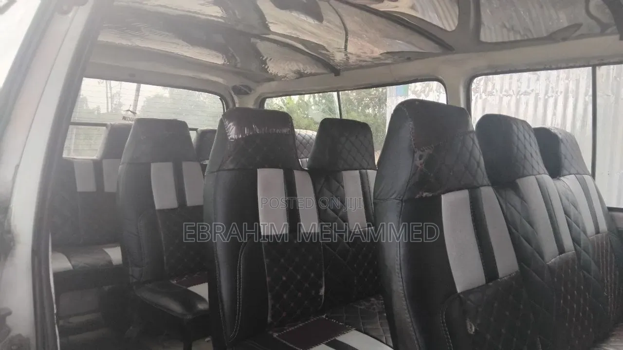 Toyota Toyoace 2004 White