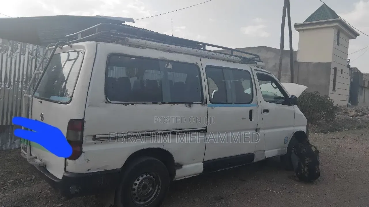 Toyota Toyoace 2004 White