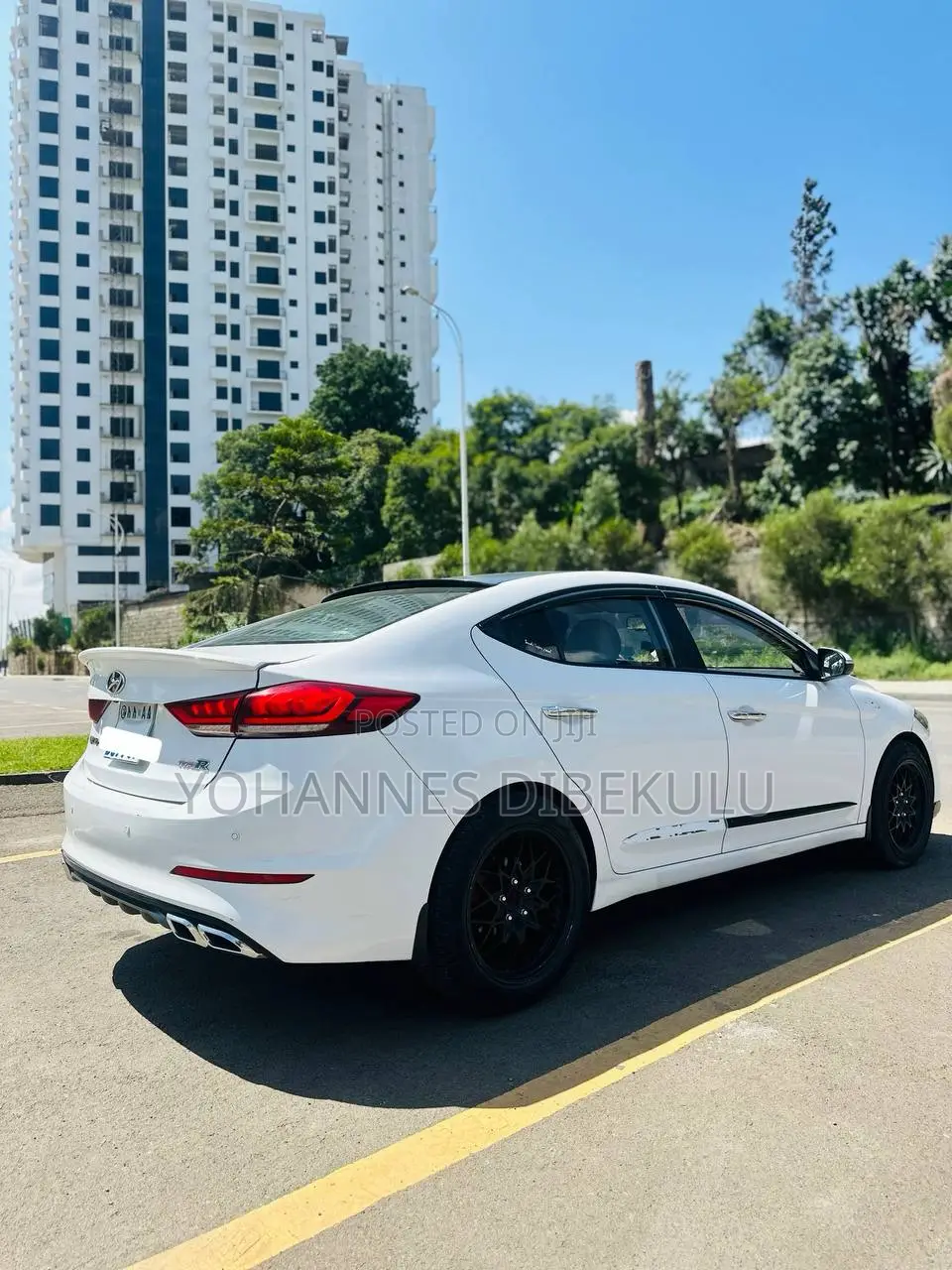 Hyundai Elantra Sport Sedan FWD (1.6L 4cyl 6M) 2017 White
