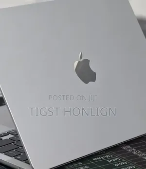 New Laptop Apple MacBook Air 16GB Apple M5 SSD 512GB