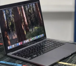 New Laptop Apple MacBook Pro 2020 M1 16GB Apple M1 SSD 256GB