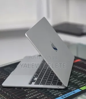New Laptop Apple MacBook Air 2026 M5 16GB Apple M5 SSD 512GB
