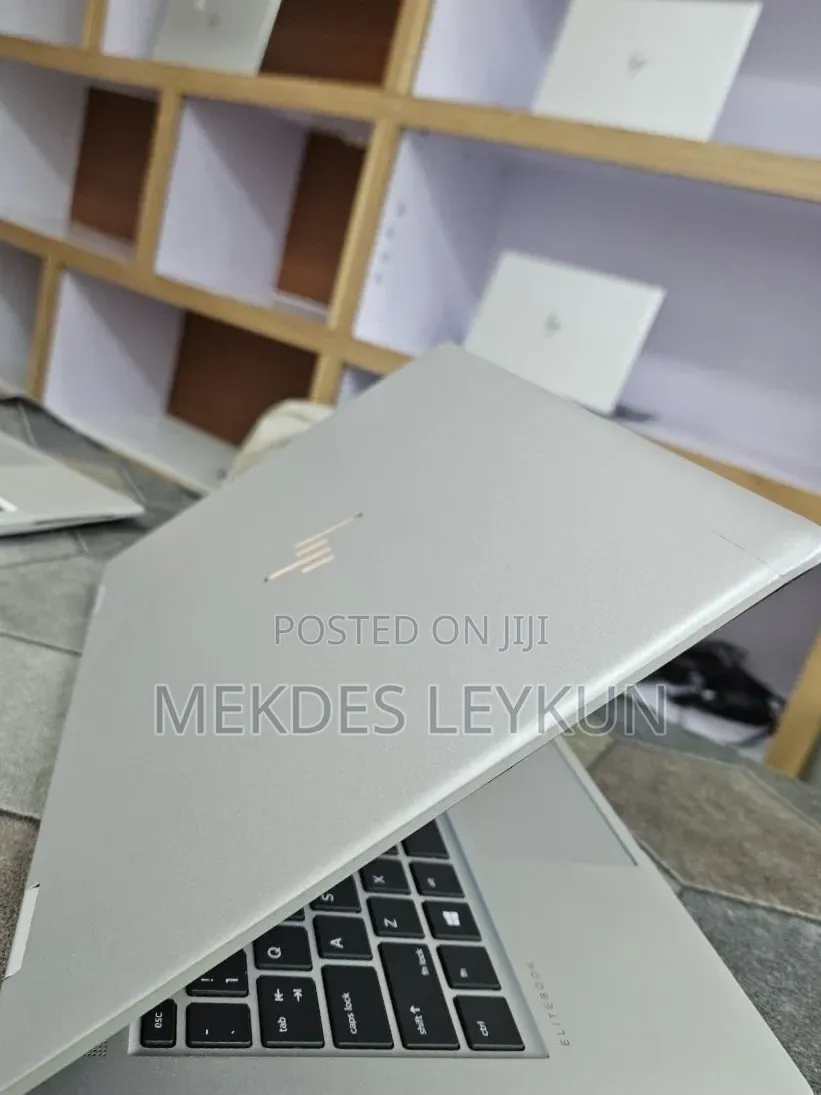 New Laptop HP EliteBook 830 16GB Intel Core i5 SSD 512GB