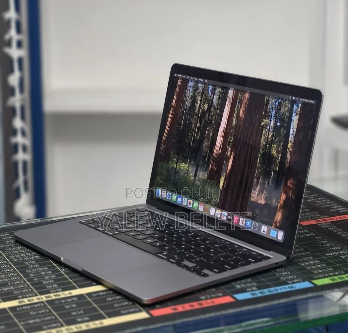 New Laptop Apple MacBook Pro 2020 M1 16GB Apple M1 Pro SSD 256GB