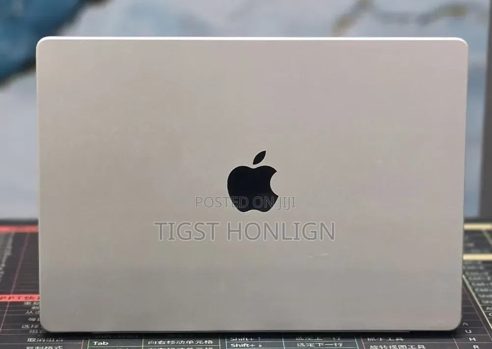 New Laptop Apple MacBook Pro 2021 M1 16GB Apple M1 Pro SSD 512GB