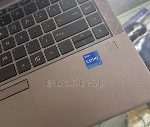 New Laptop HP ZBook 14 16GB Intel Core i5 SSD 512GB