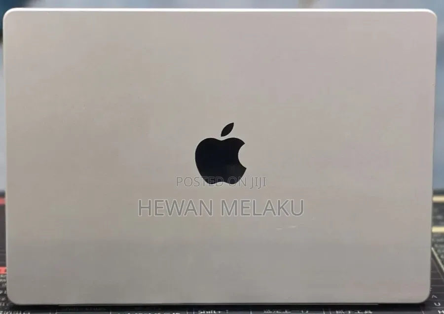 New Laptop Apple MacBook Pro 2021 M1 16GB Apple M1 Pro SSD 1T